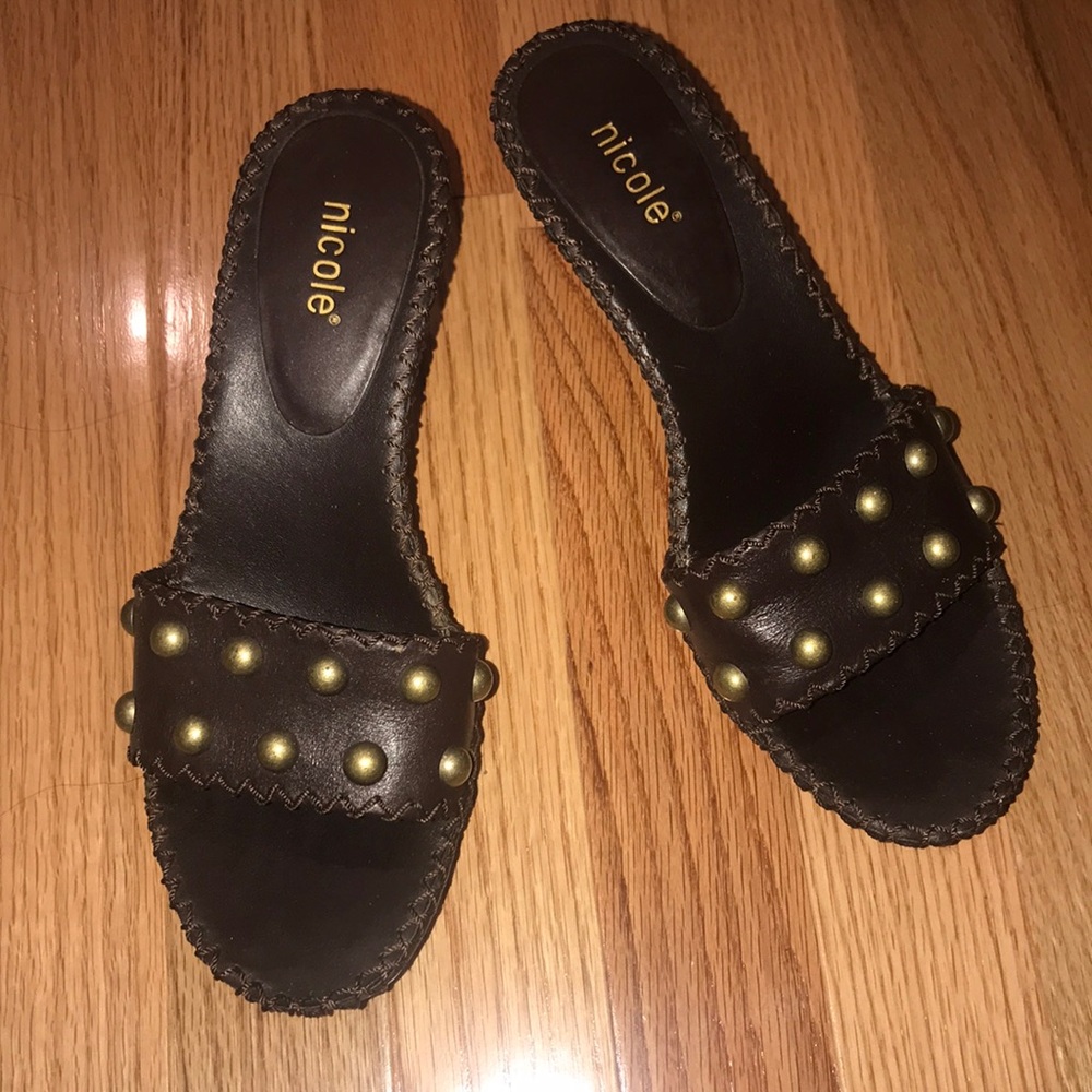 Nicole Brown Slip on Sandals 6